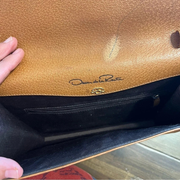 Vintage Oscar De La Renta Tan Leather Clutch Bag Fold Over Envelope Gold - Picture 5 of 10